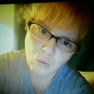 Meet your Posher, Holly